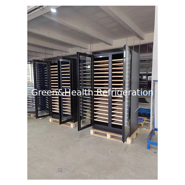 شهادة ETL 68 زجاجتين أبواب زجاجية مناطق درجة حرارة مستقلة أرفف خشب البلوط مخزن النبيذ الأحمر الثلاجة المبردة