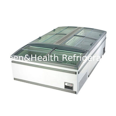 ثلاجة تجارية ذات لون أبيض مع باب جانبية